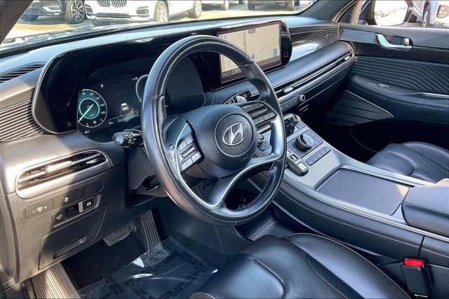 Used 2023 Hyundai Palisade Calligraphy image 13