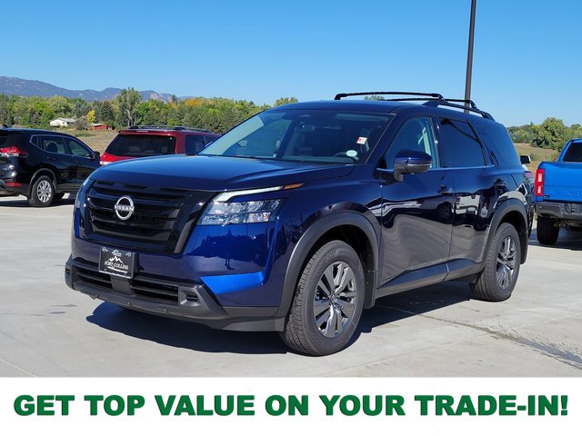 New 2025 Nissan Pathfinder SV w/ Black Appearance Package