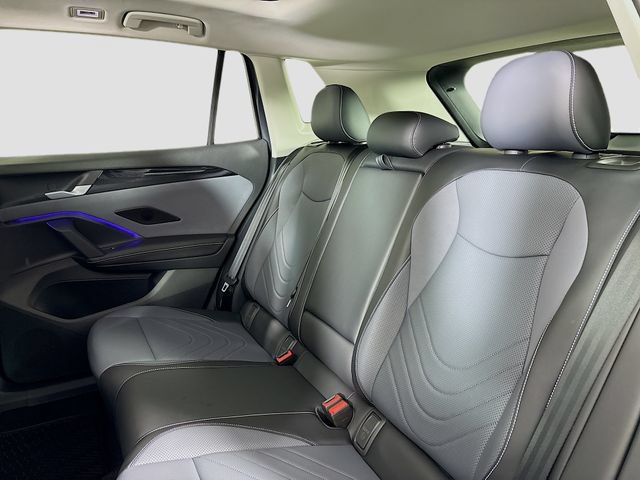 New 2026 Volkswagen Tiguan SE AWD/4WD image 25