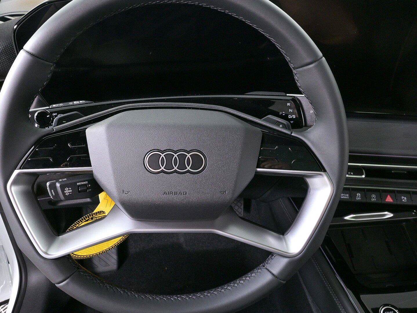 New 2026 Audi Q3 quattro 2.0T AWD/4WD image 21