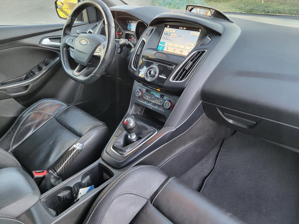 Used 2016 Ford Focus ST w/ Equipment Group 402A image 9
