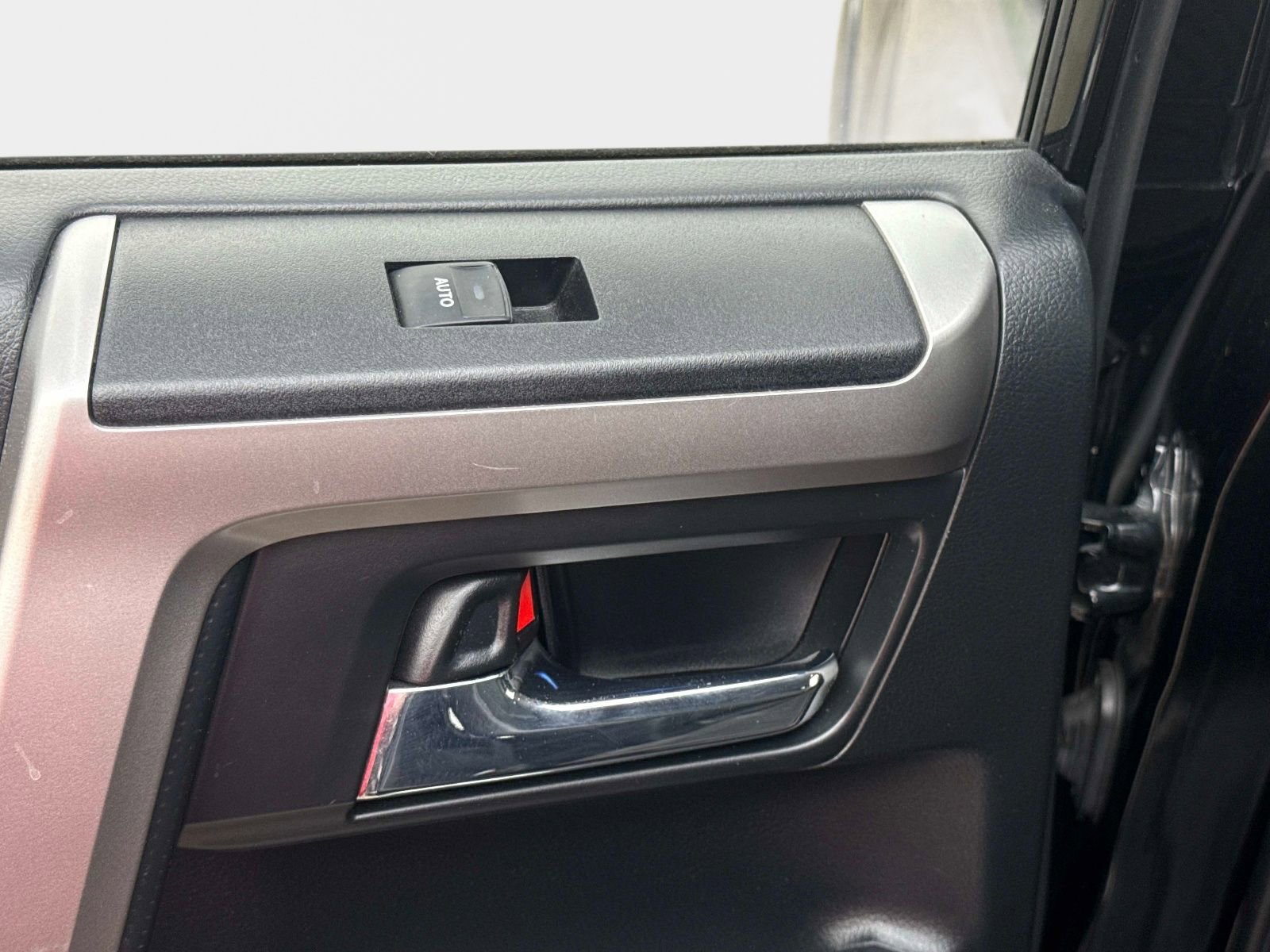 Used 2018 Toyota 4Runner Limited image 12