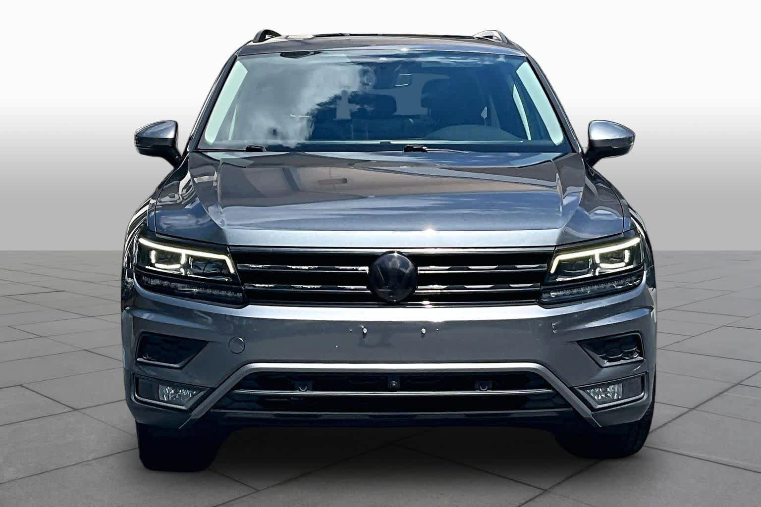 Used 2019 Volkswagen Tiguan SEL Premium AWD/4WD image 4