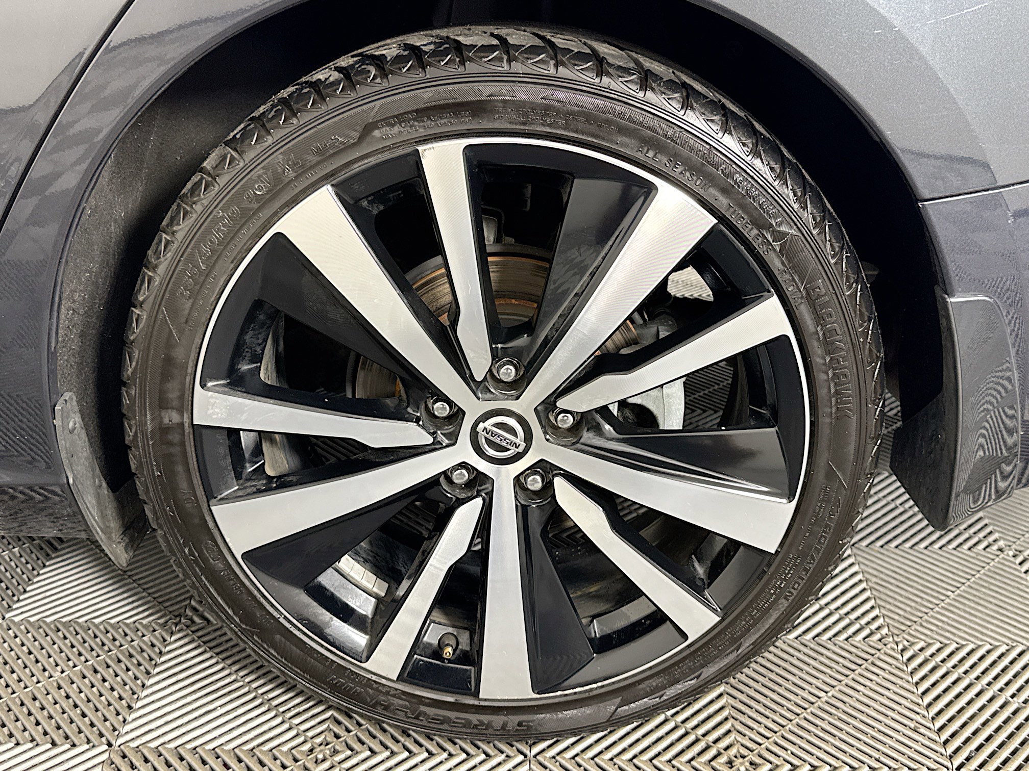 Used 2020 Nissan Altima 2.0 Platinum image 36