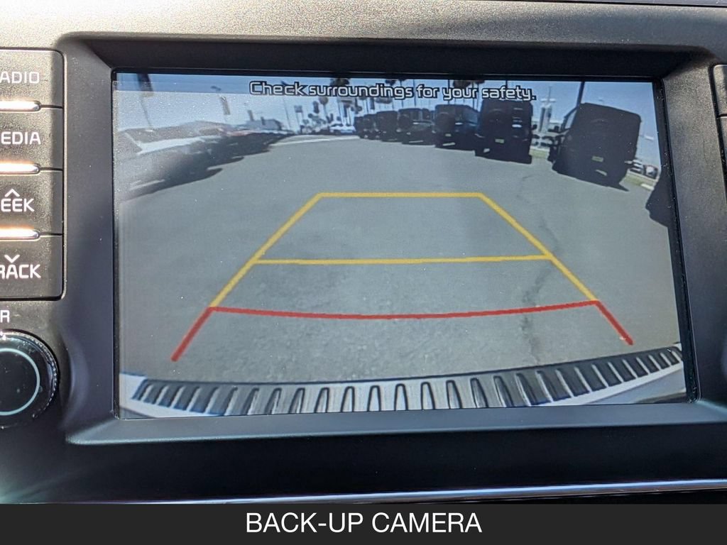 Used 2019 Kia Sedona LX FWD image 20