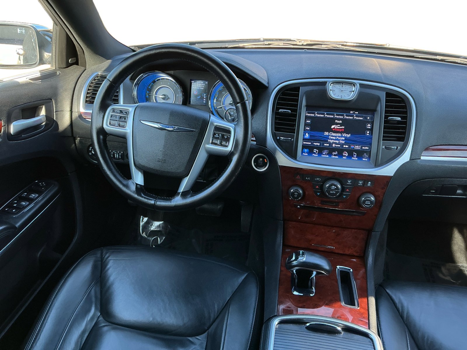 Used 2012 Chrysler 300 Limited image 14