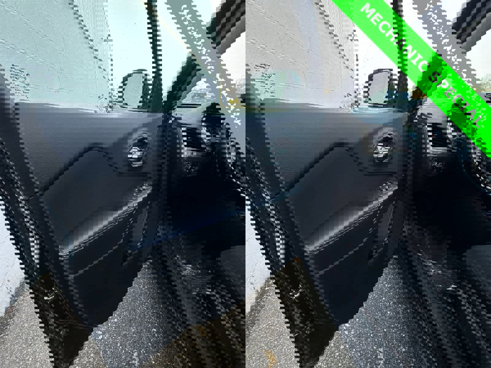 Used 2015 Jeep Cherokee Latitude image 29