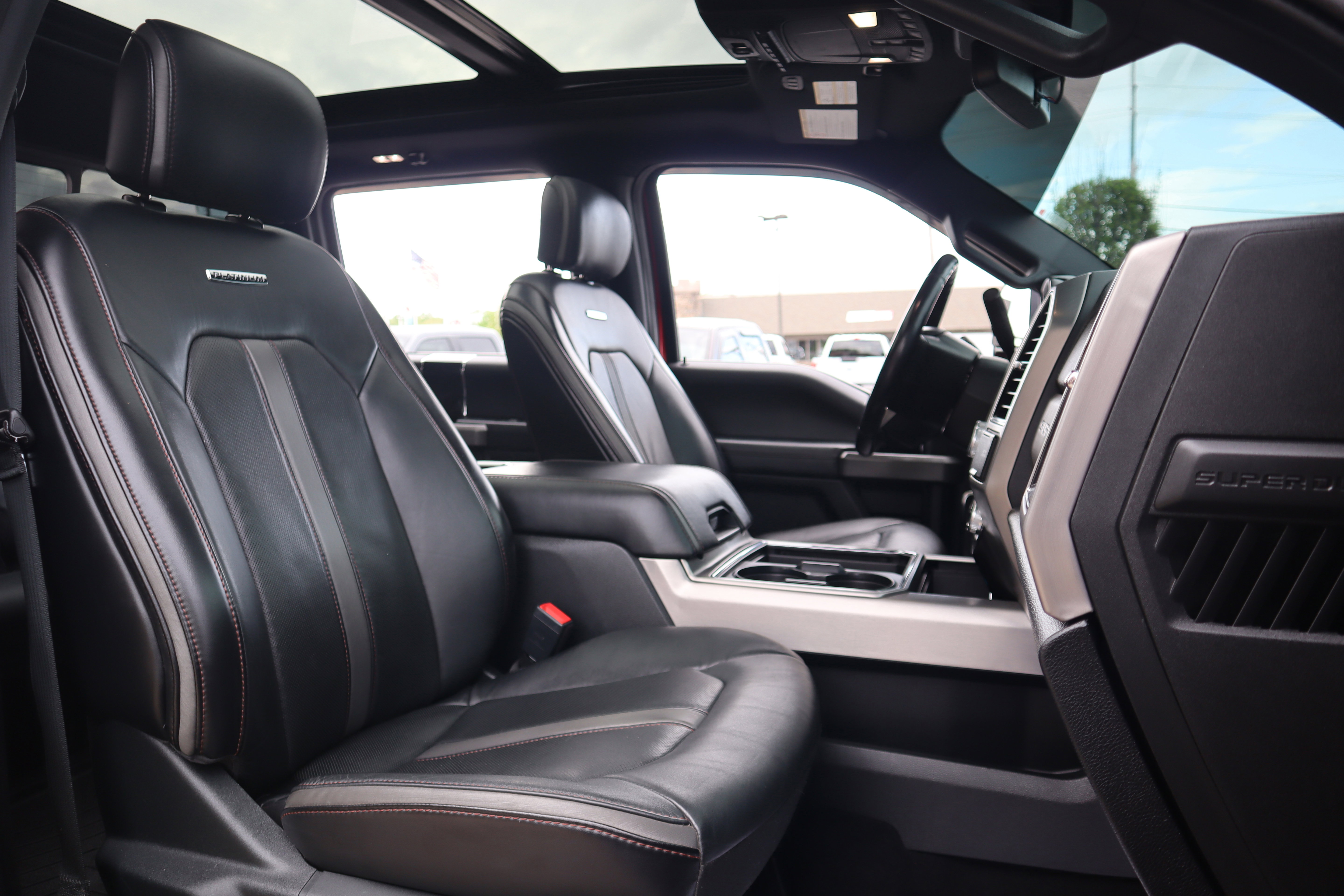 Used 2020 Ford F350 Platinum image 40