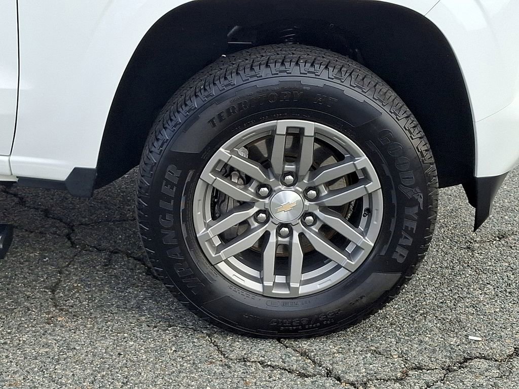 Used 2024 Chevrolet Colorado LT image 8