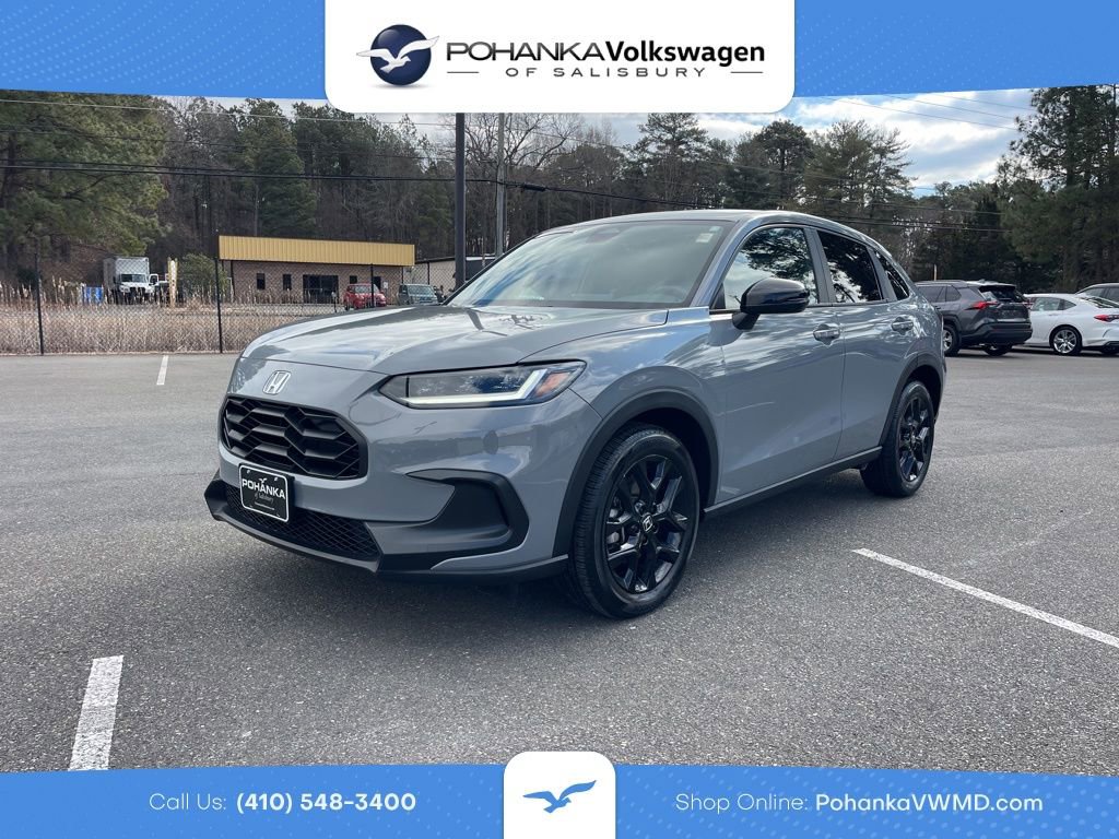 Used 2024 Honda HR-V Sport image 1