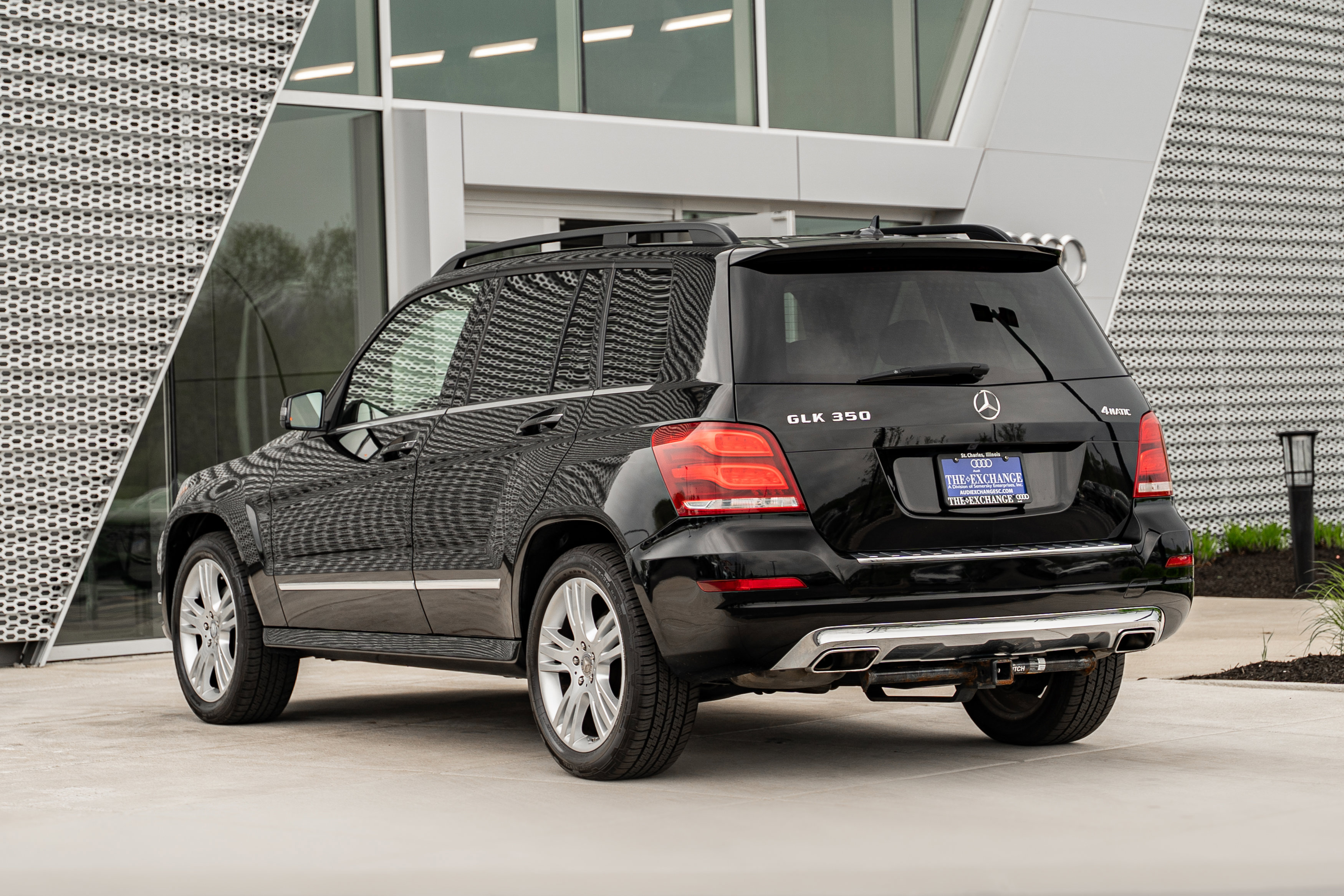 Used 2015 Mercedes-Benz GLK 350 4MATIC image 5