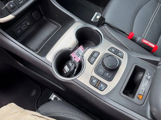 Used 2023 GMC Terrain Denali w/ Denali Premium Package AWD/4WD image 28