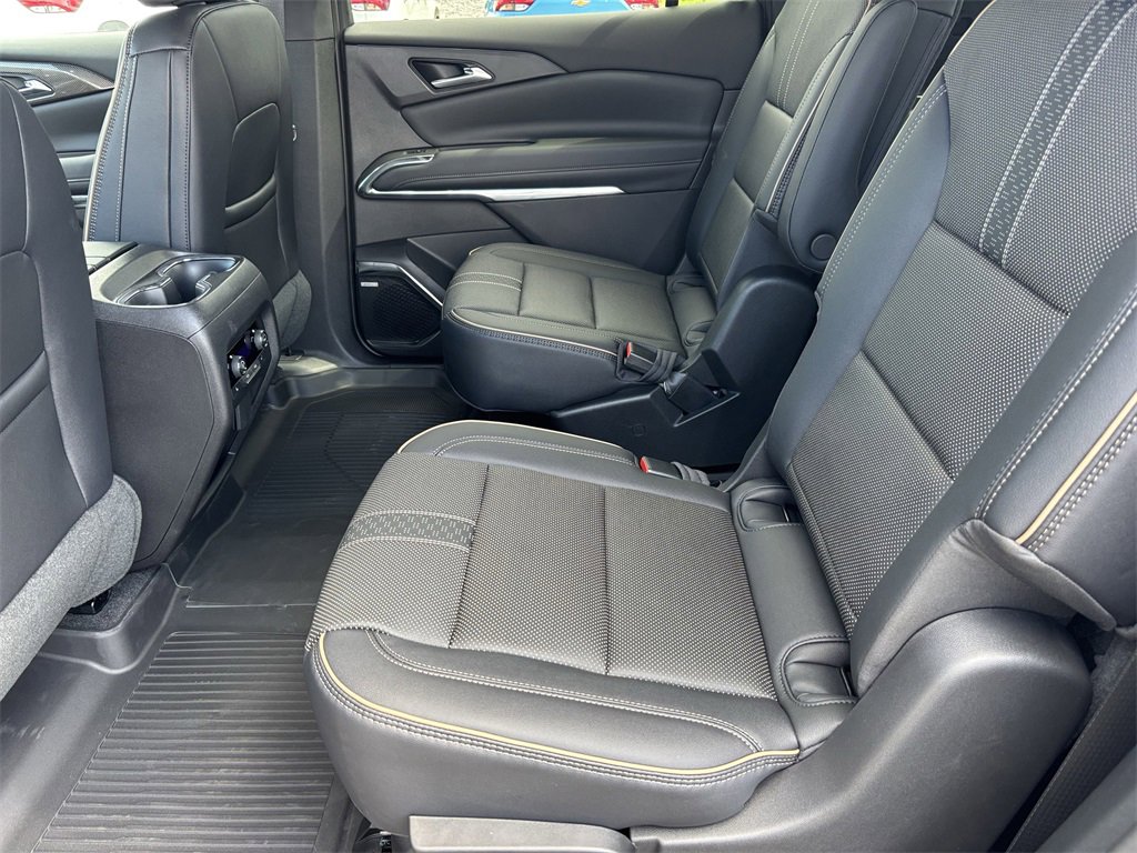 New 2026 Chevrolet Traverse High Country w/ LPO, Floor Liner Package image 14