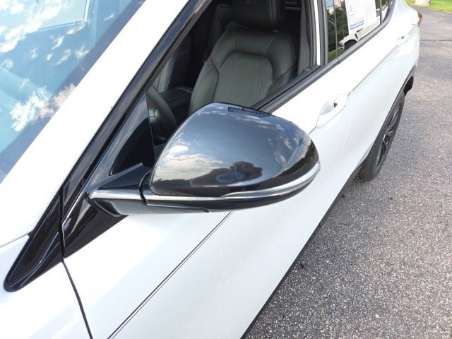 Used 2024 Buick Envista Sport Touring w/ Convenience I Package FWD image 37