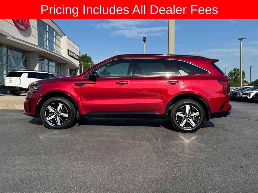 Certified 2023 Kia Sorento S FWD image 6