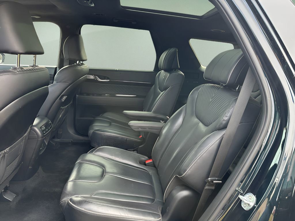 Used 2024 Hyundai Palisade Calligraphy image 4