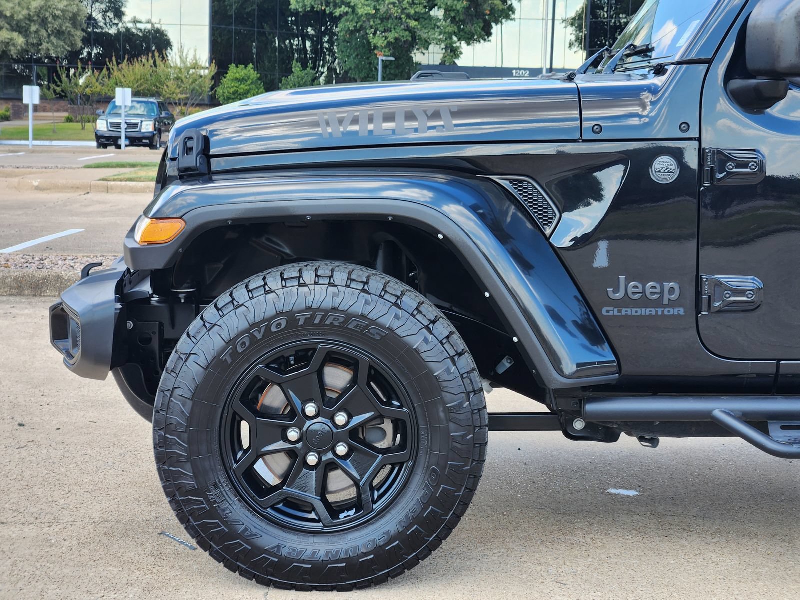 Used 2022 Jeep Gladiator Sport AWD/4WD image 8