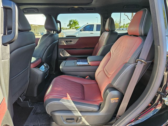 Used 2025 INFINITI QX80 Autograph w/ Autograph Exterior Package AWD/4WD image 24