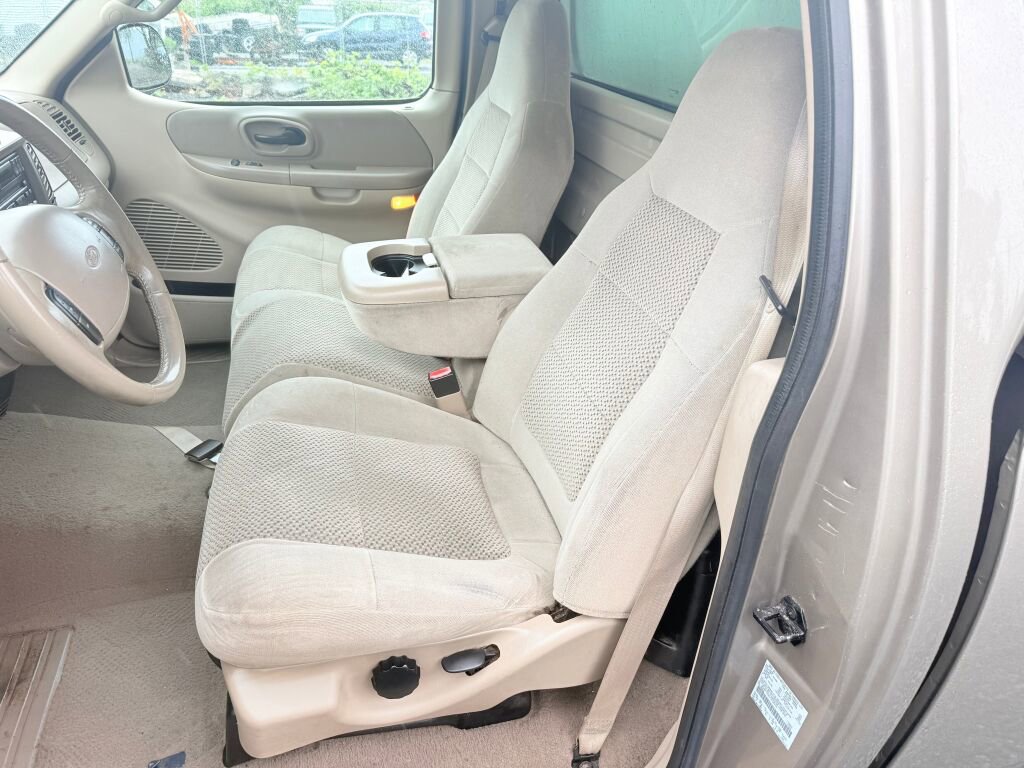 Used 2001 Ford F150 XLT RWD image 10