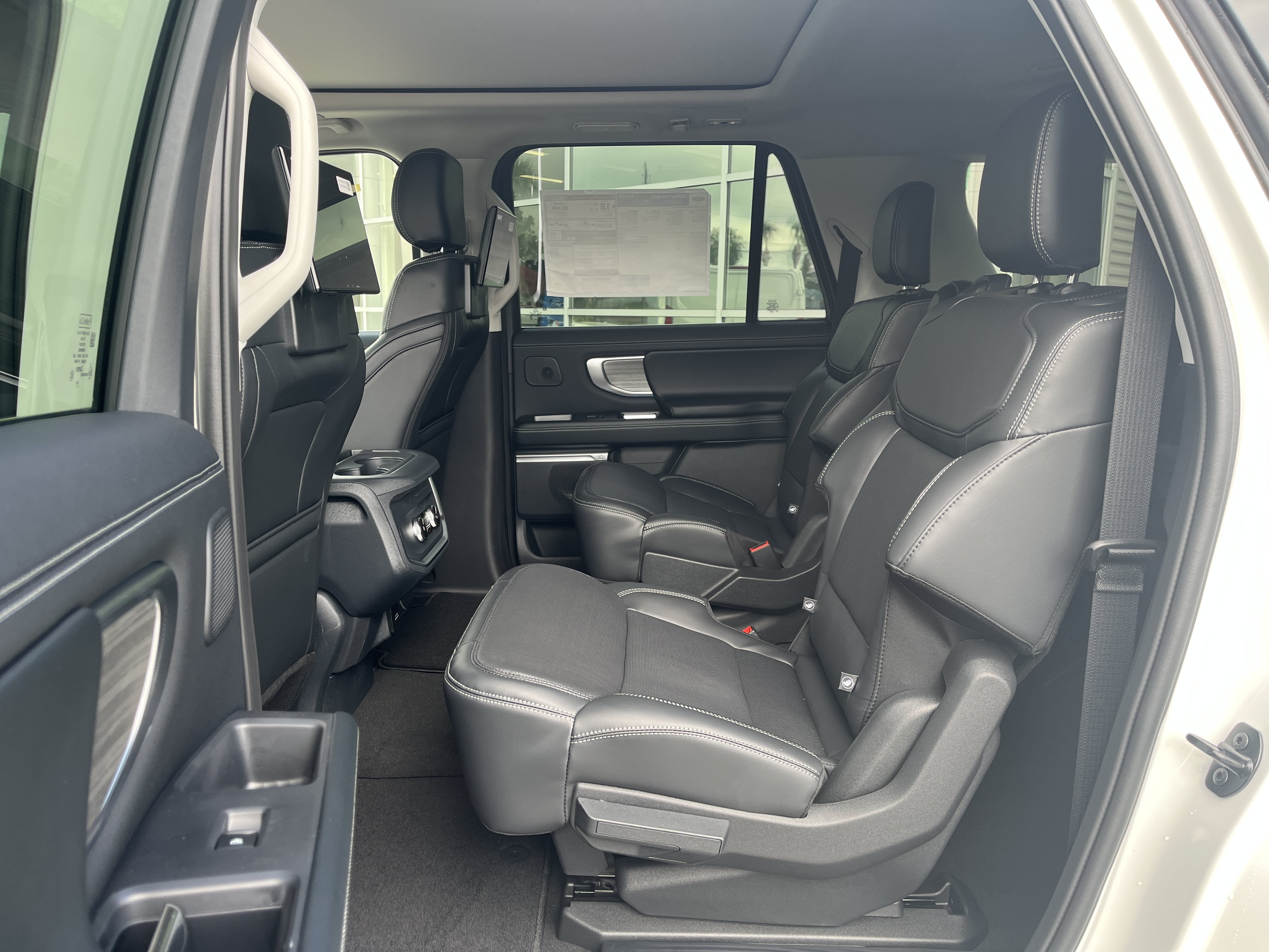 New 2027 Ford Expedition Max Platinum w/ Driver's Package RWD image 12