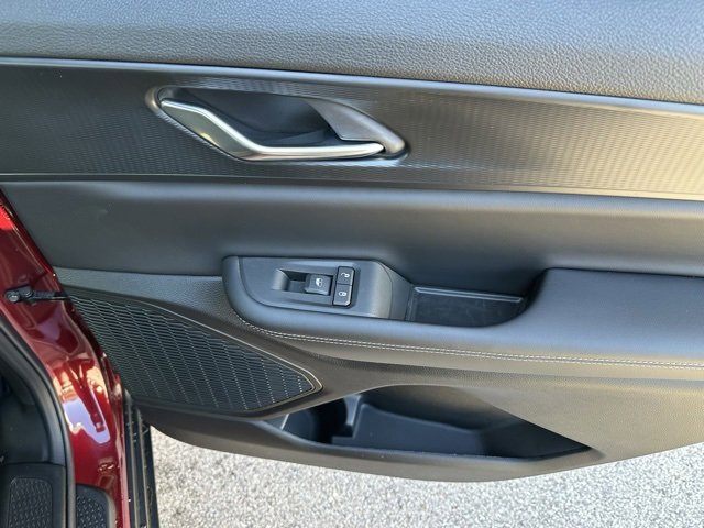 New 2025 Jeep Grand Cherokee L Altitude image 16