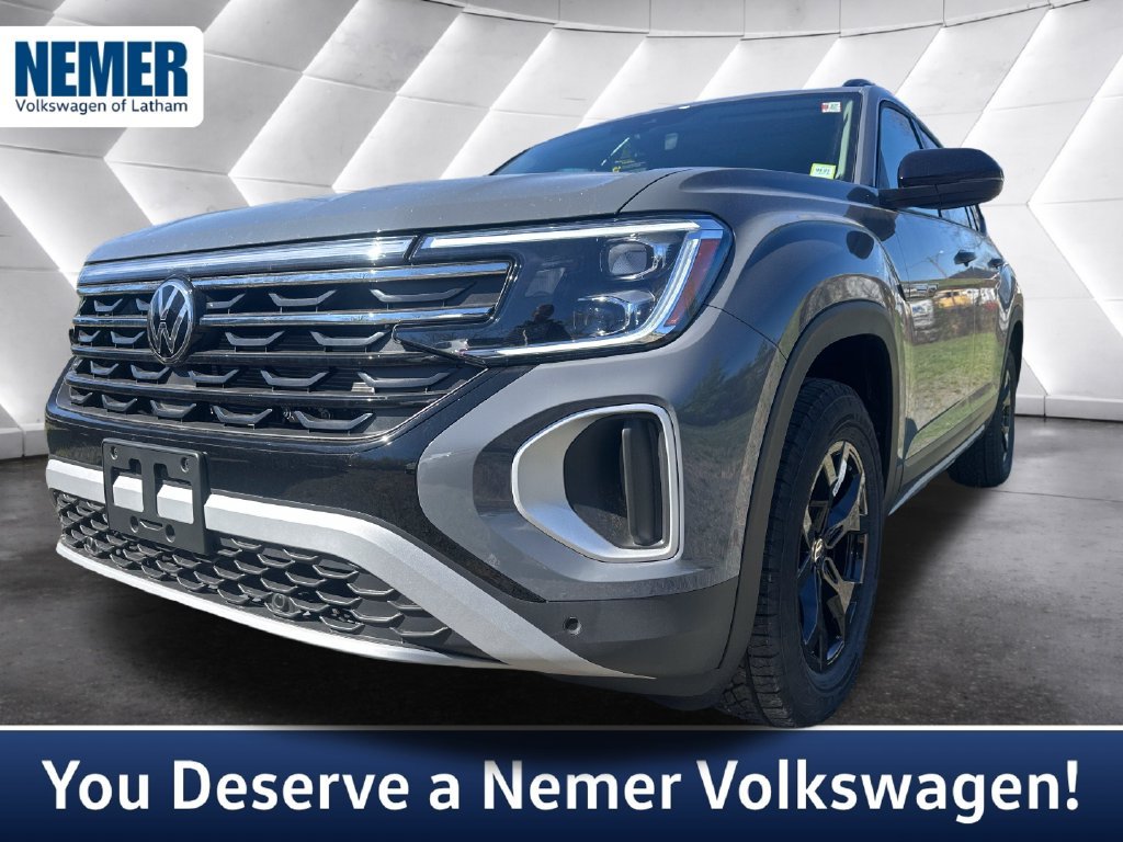 New 2026 Volkswagen Atlas Peak Edition