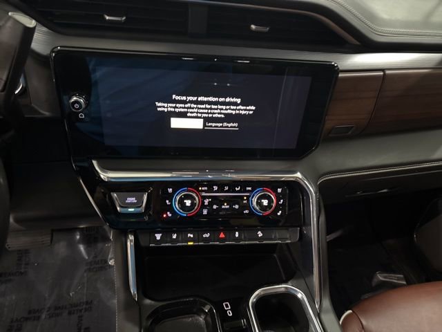 Used 2024 GMC Sierra 3500 Denali Ultimate image 18