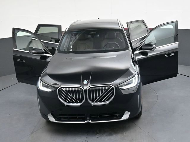 Used 2026 BMW X3 xDrive30 w/ Premium Package image 39