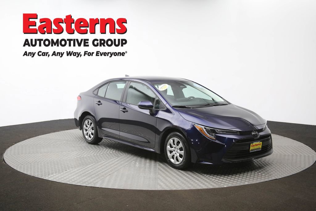 Used 2025 Toyota Corolla LE image 48