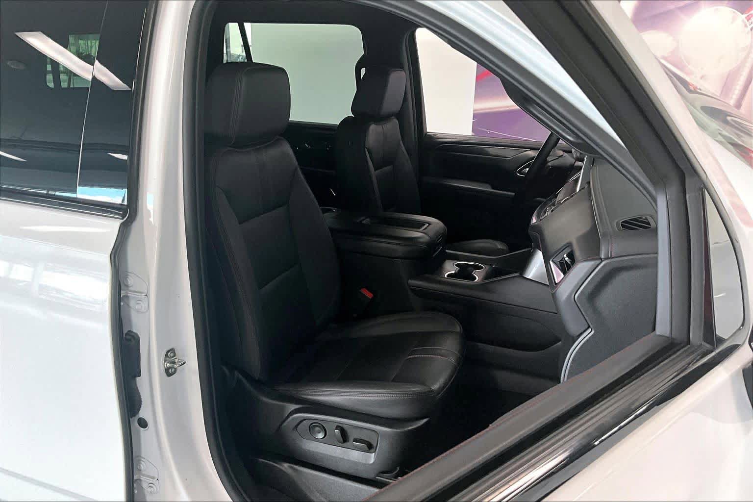 Used 2023 Chevrolet Tahoe RST w/ Luxury Package image 12