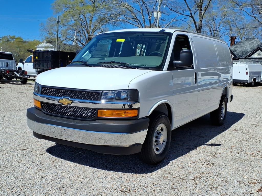 New 2026 Chevrolet Express 2500 w/ Driver Convenience Package RWD image 3