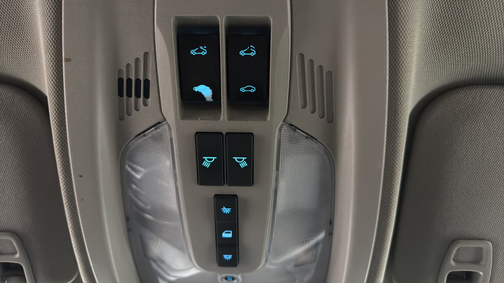 Used 2016 Chevrolet Equinox LT w/ Convenience Package image 25