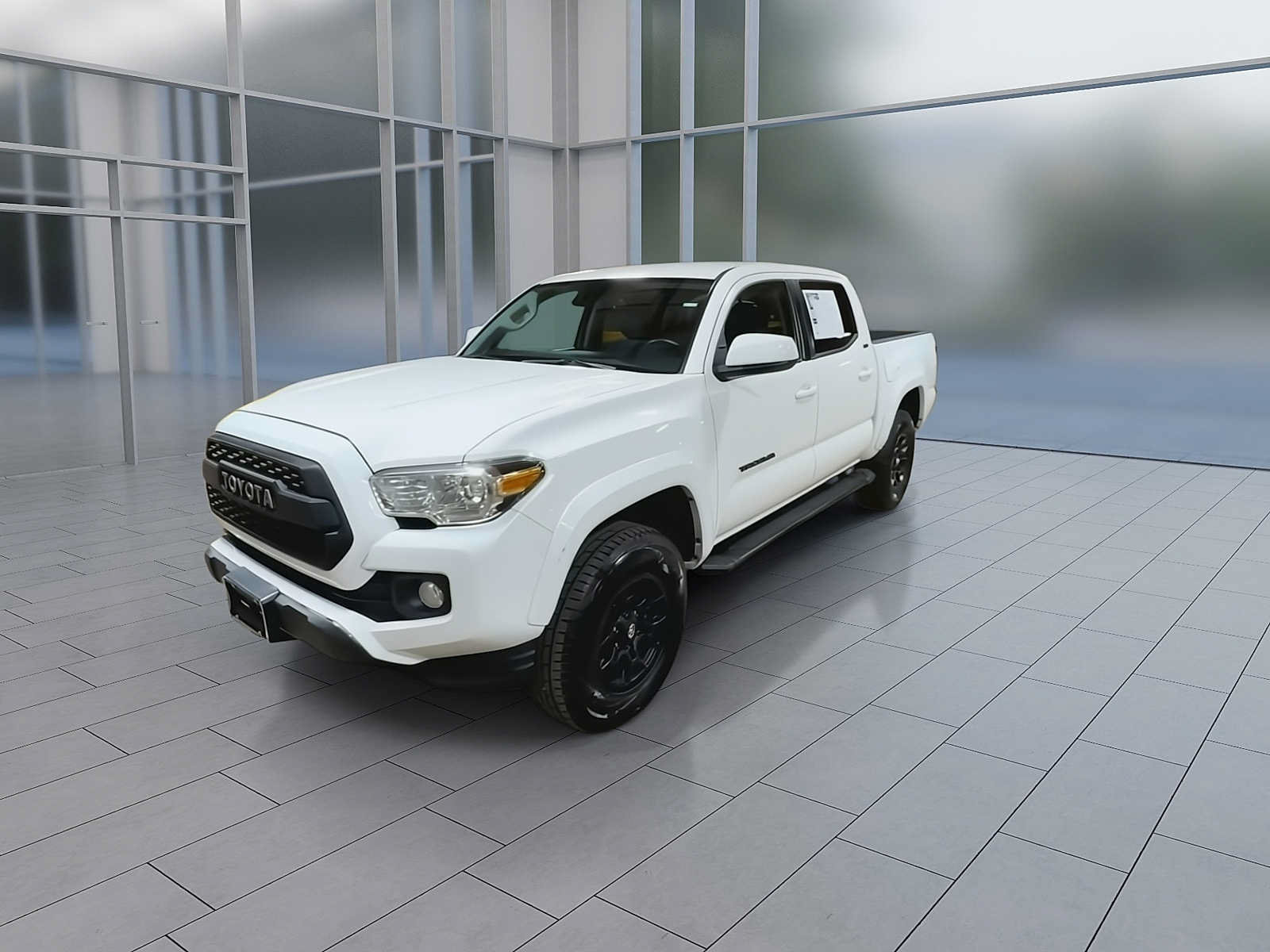 Used 2021 Toyota Tacoma SR5 AWD/4WD image 4
