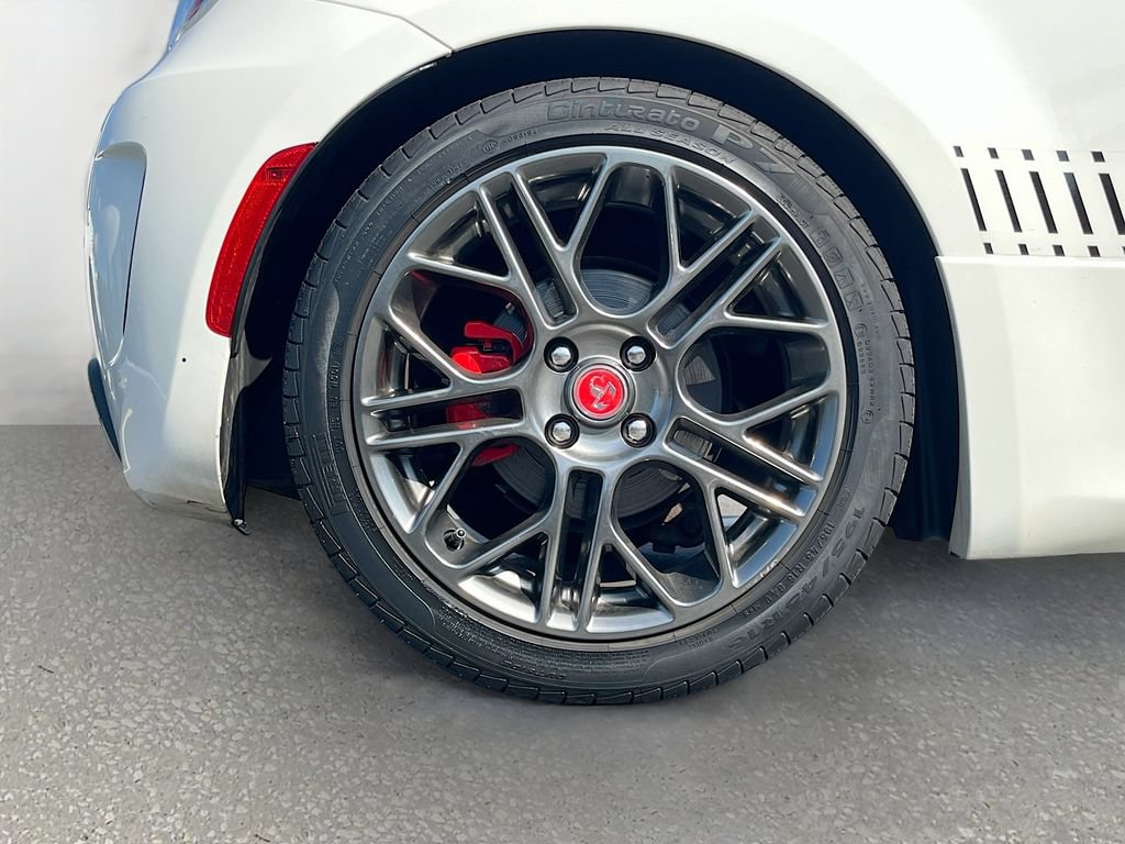 Used 2015 FIAT 500 Abarth FWD image 25