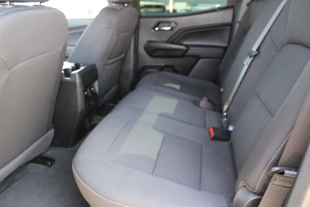 Used 2024 GMC Canyon Elevation image 32