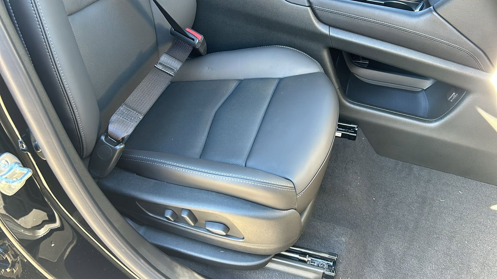 New 2025 Cadillac XT5 Premium Luxury image 11