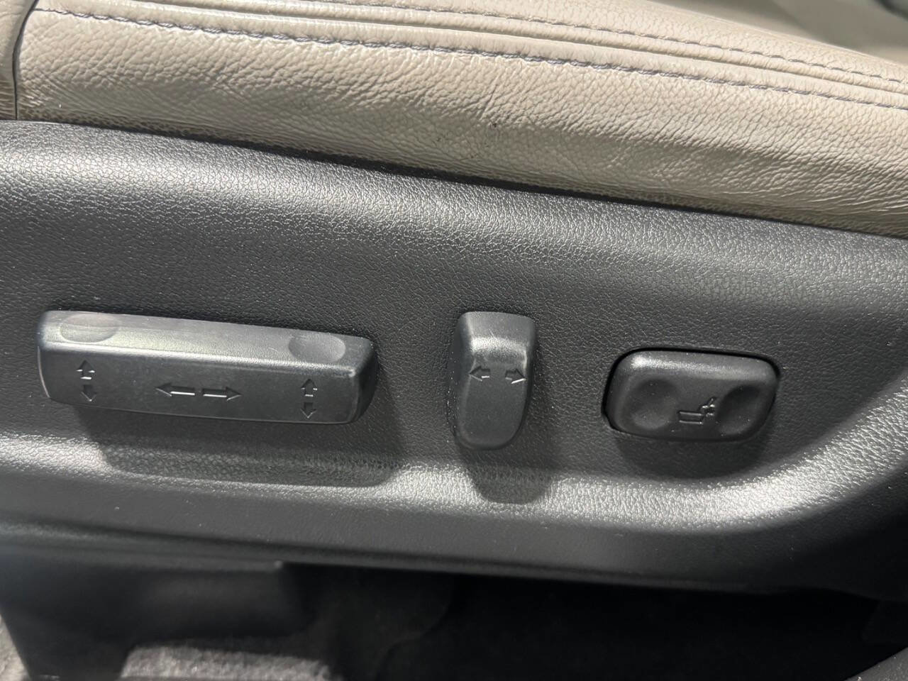 Used 2016 Honda CR-V EX-L image 11