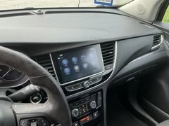 Used 2018 Buick Encore Sport Touring FWD image 13