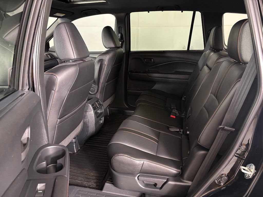Used 2023 Honda Passport TrailSport image 38