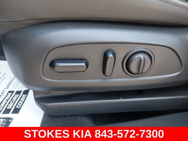 Used 2023 Chevrolet TrailBlazer RS w/ Sun and Liftgate Package AWD/4WD image 22
