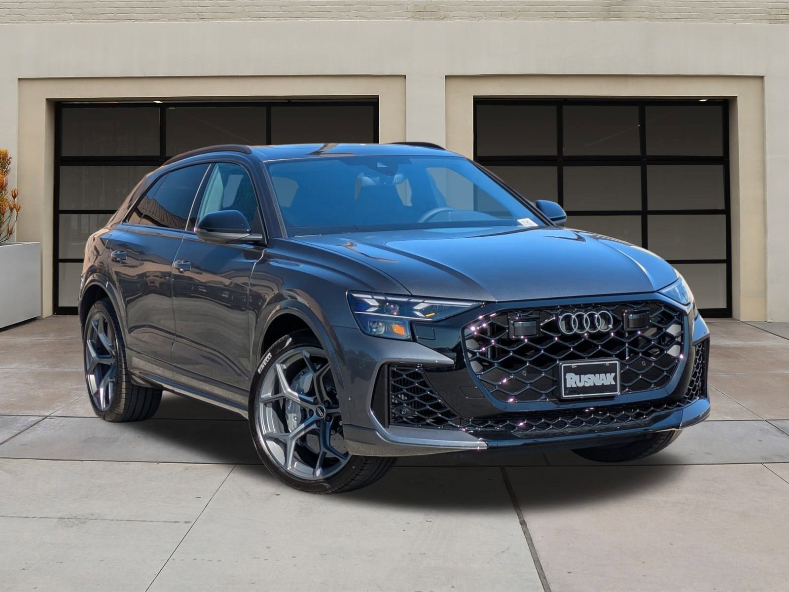 New 2025 Audi RS Q8 performance image 19