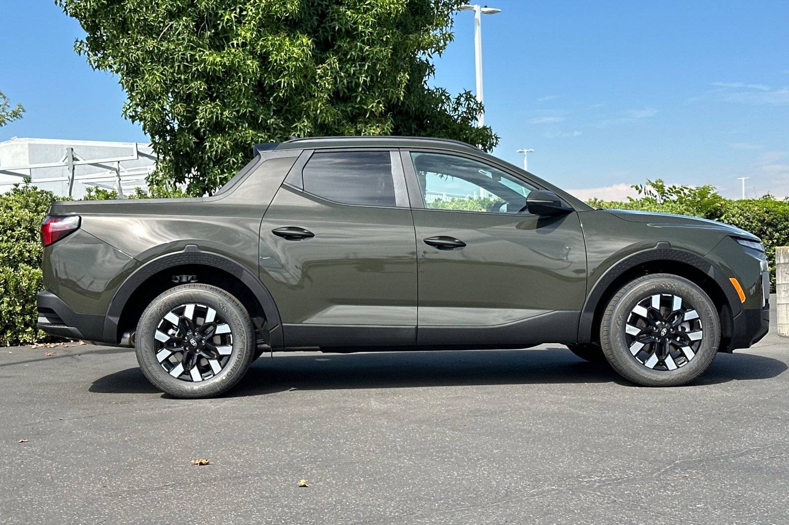 New 2025 Hyundai Santa Cruz SEL image 3