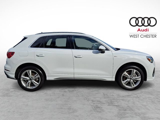 Used 2023 Audi Q3 2.0T Premium Plus w/ Premium Plus Package AWD/4WD image 7