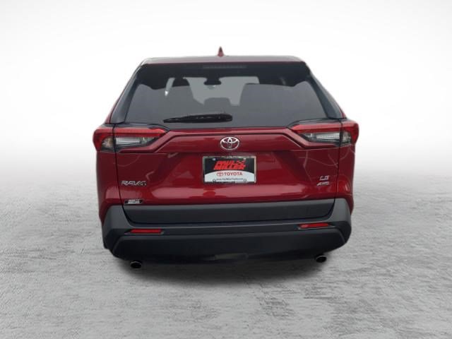 Used 2024 Toyota RAV4 LE AWD/4WD image 6