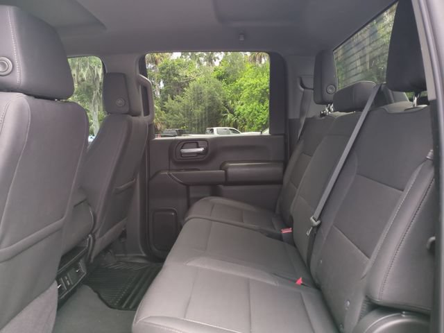 Used 2025 Chevrolet Silverado 2500 Custom w/ Custom Value Package AWD/4WD image 16