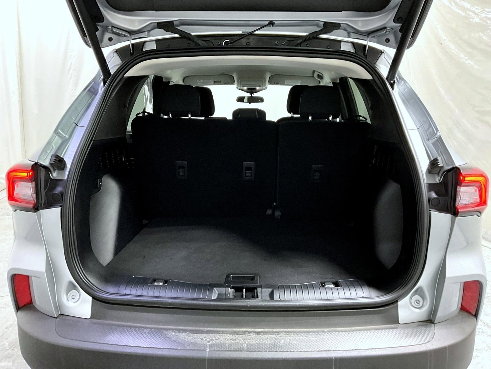 Used 2023 Ford Escape Active image 9