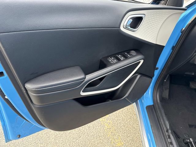 Used 2023 Kia Soul GT-Line image 18