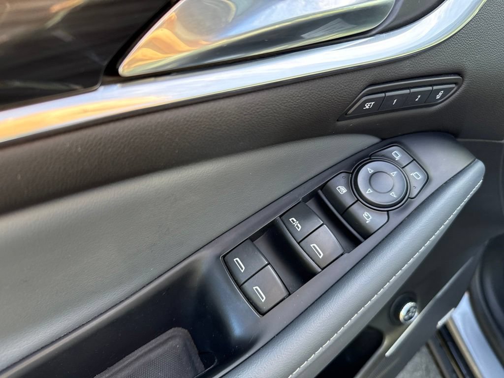Used 2021 Buick Enclave Premium w/ Sun and Sites Package AWD/4WD image 30