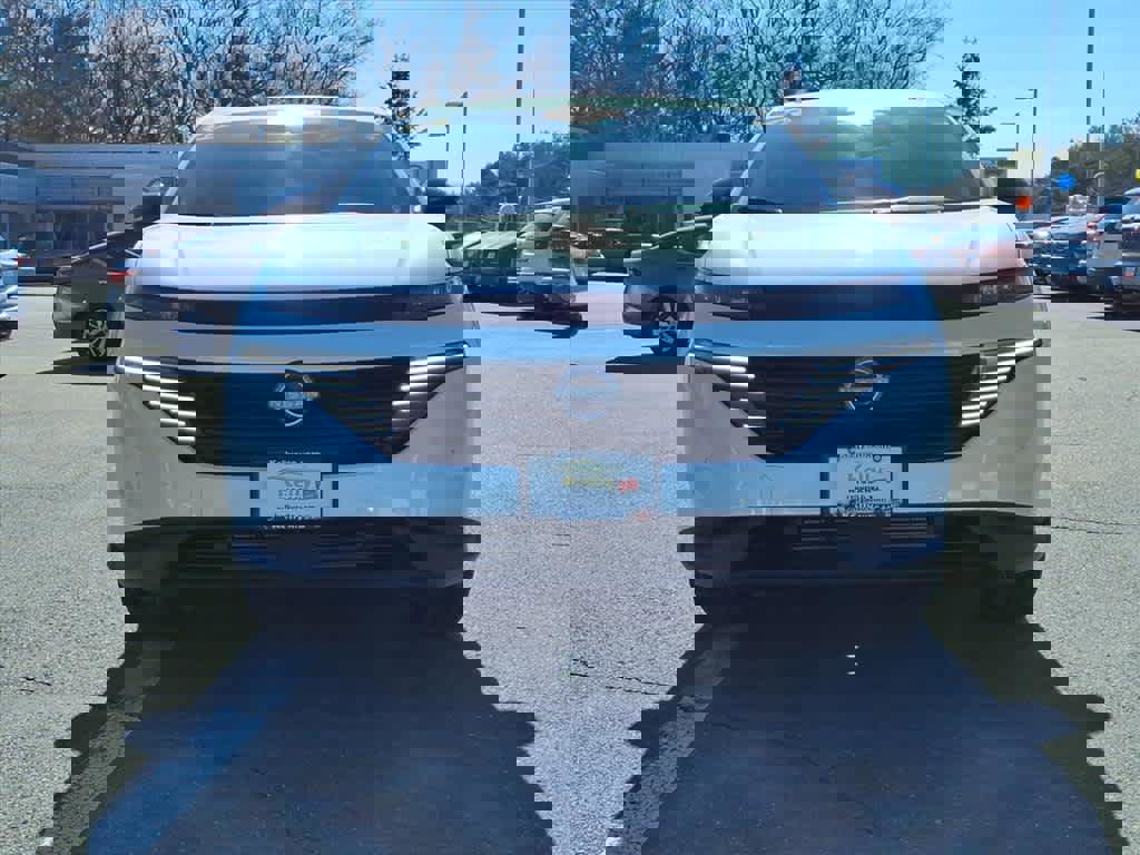 Used 2025 Nissan Murano SV image 2