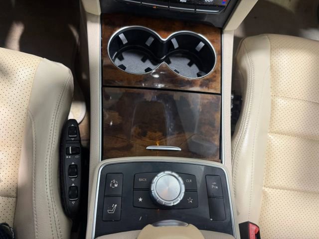 Used 2015 Mercedes-Benz E 400 Cabriolet image 26